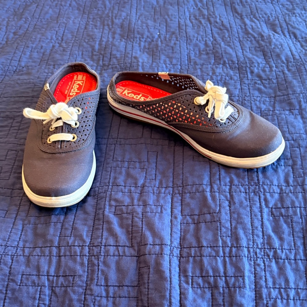 Keds womens Dark Blue Lace-Up Sneakers